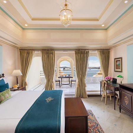 Taj Fateh Prakash Palace Udaipur Exterior photo