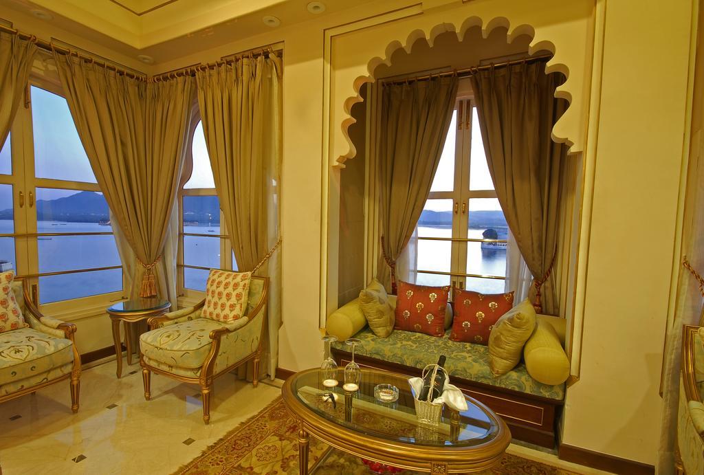 Taj Fateh Prakash Palace Udaipur Exterior photo