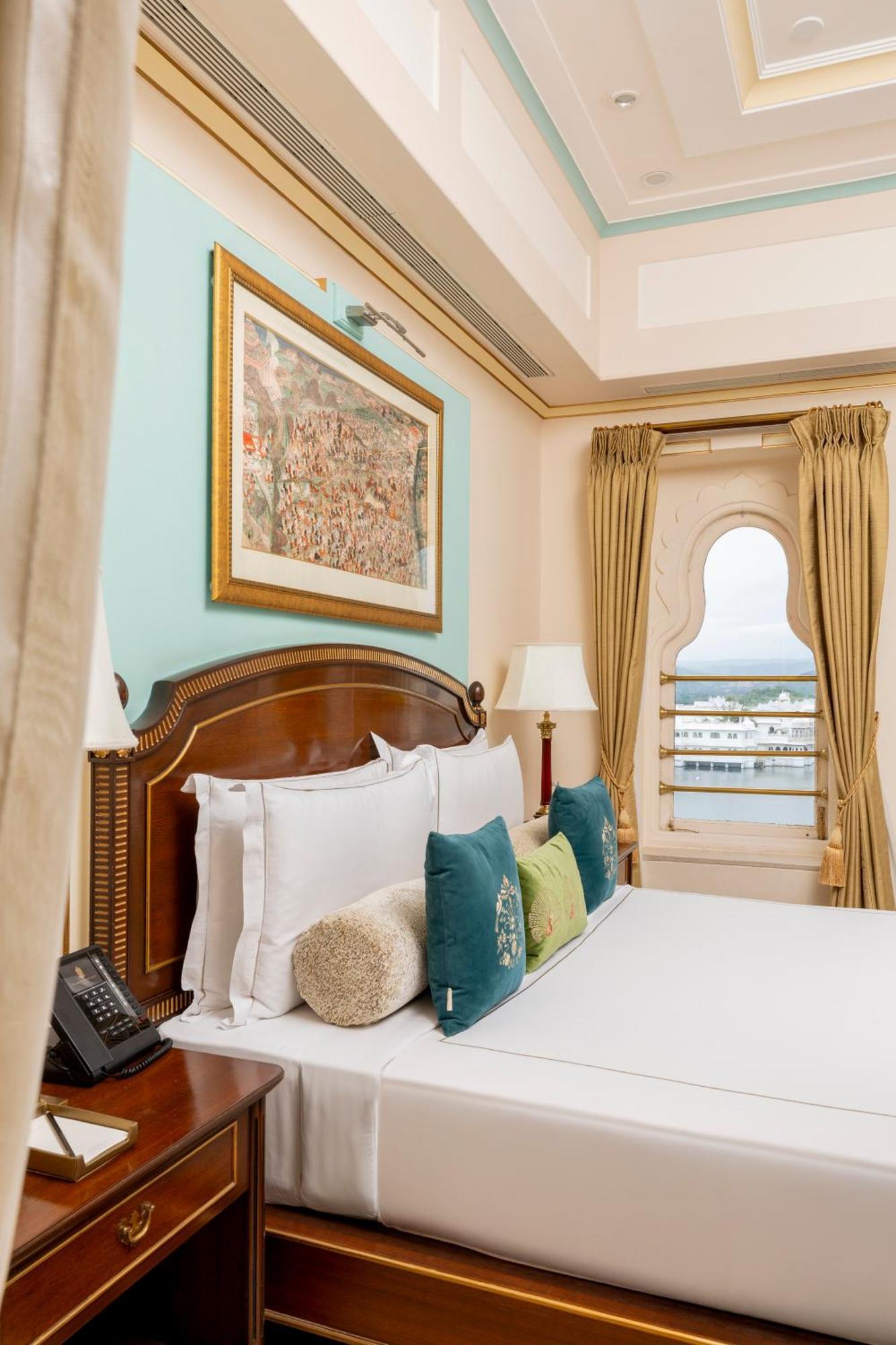 Taj Fateh Prakash Palace Udaipur Exterior photo