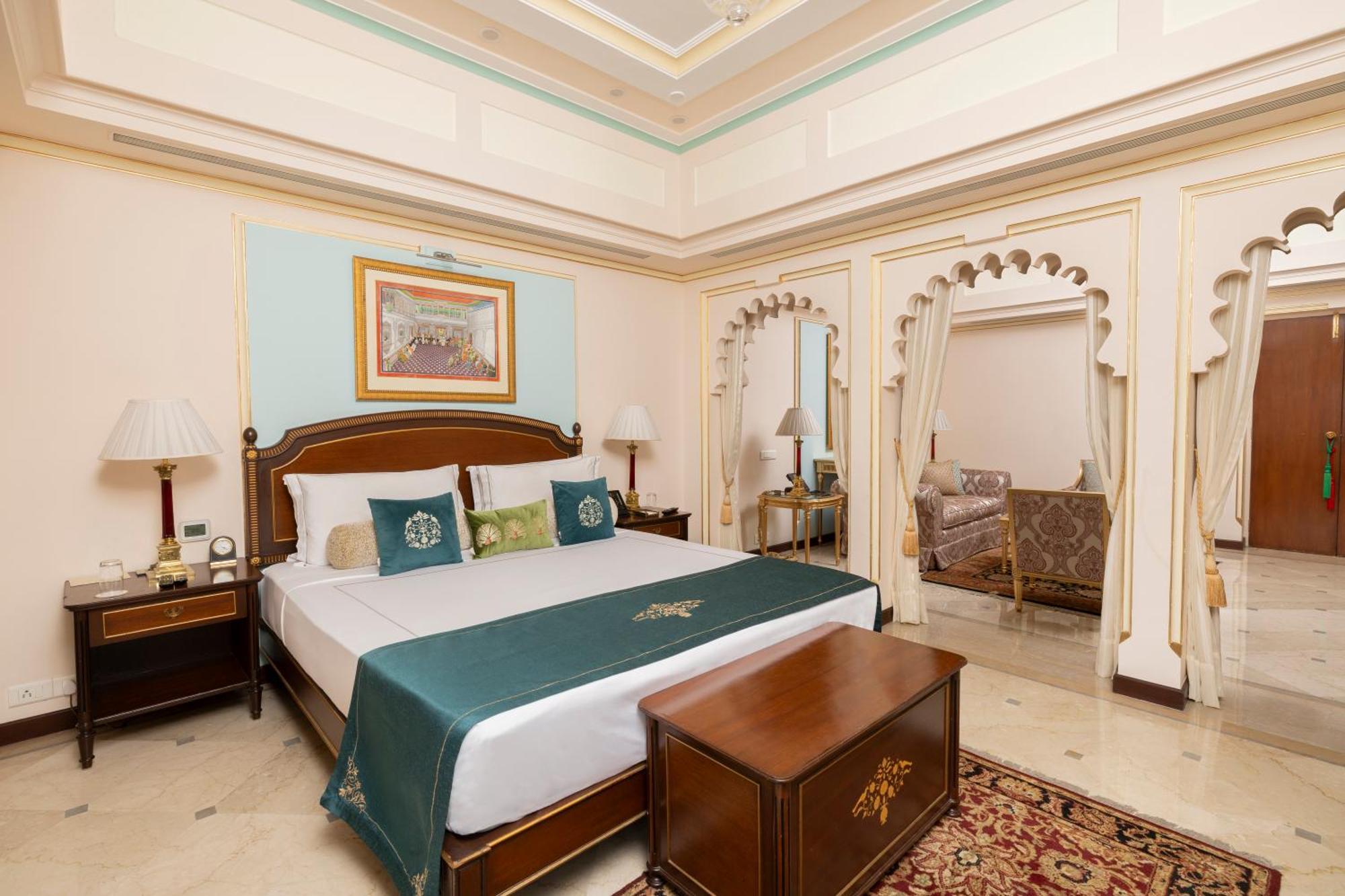 Taj Fateh Prakash Palace Udaipur Exterior photo