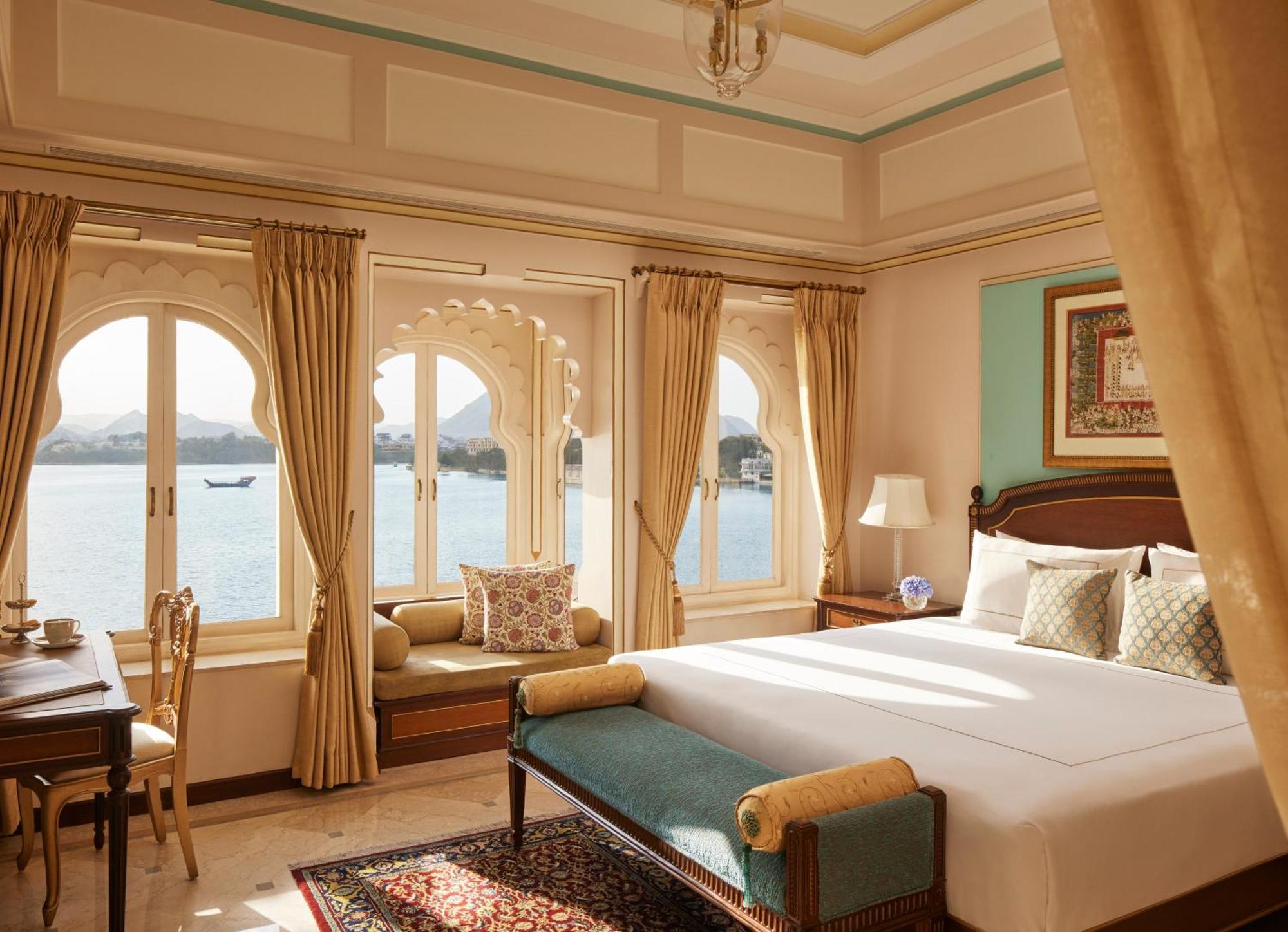 Taj Fateh Prakash Palace Udaipur Exterior photo